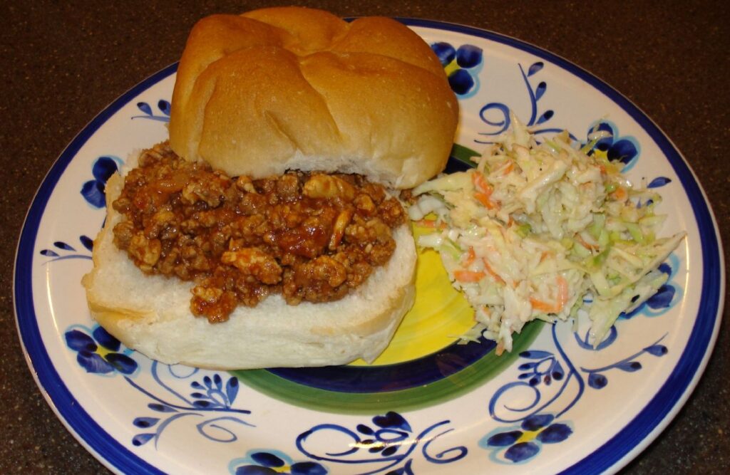 Things to serve with old fashioned sloppy joes